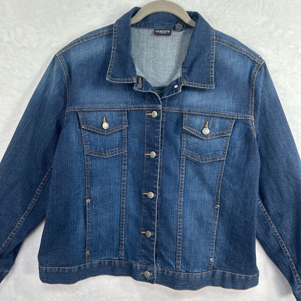 Chico's Denim Jacket Womens XL  Blue Stretch Button Front Trucker Cotton Blend - Picture 2 of 9